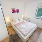 Апартаменты Dolcevita Ii Задар