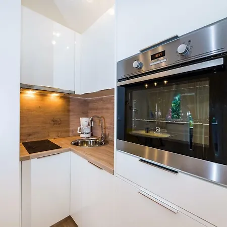 Dolcevita Ii Apartament *