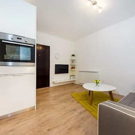 Dolcevita Ii Apartment